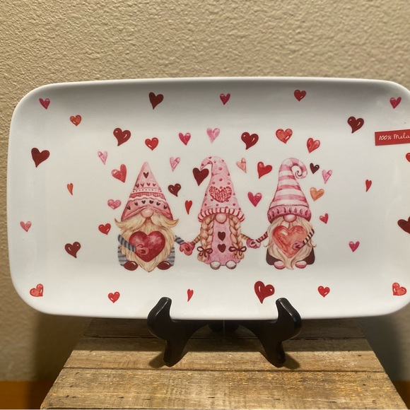 Valentine’s Day Gnome Platter, Large Valentine Gnomes & Heart Melamine Platter - Picture 2 of 10